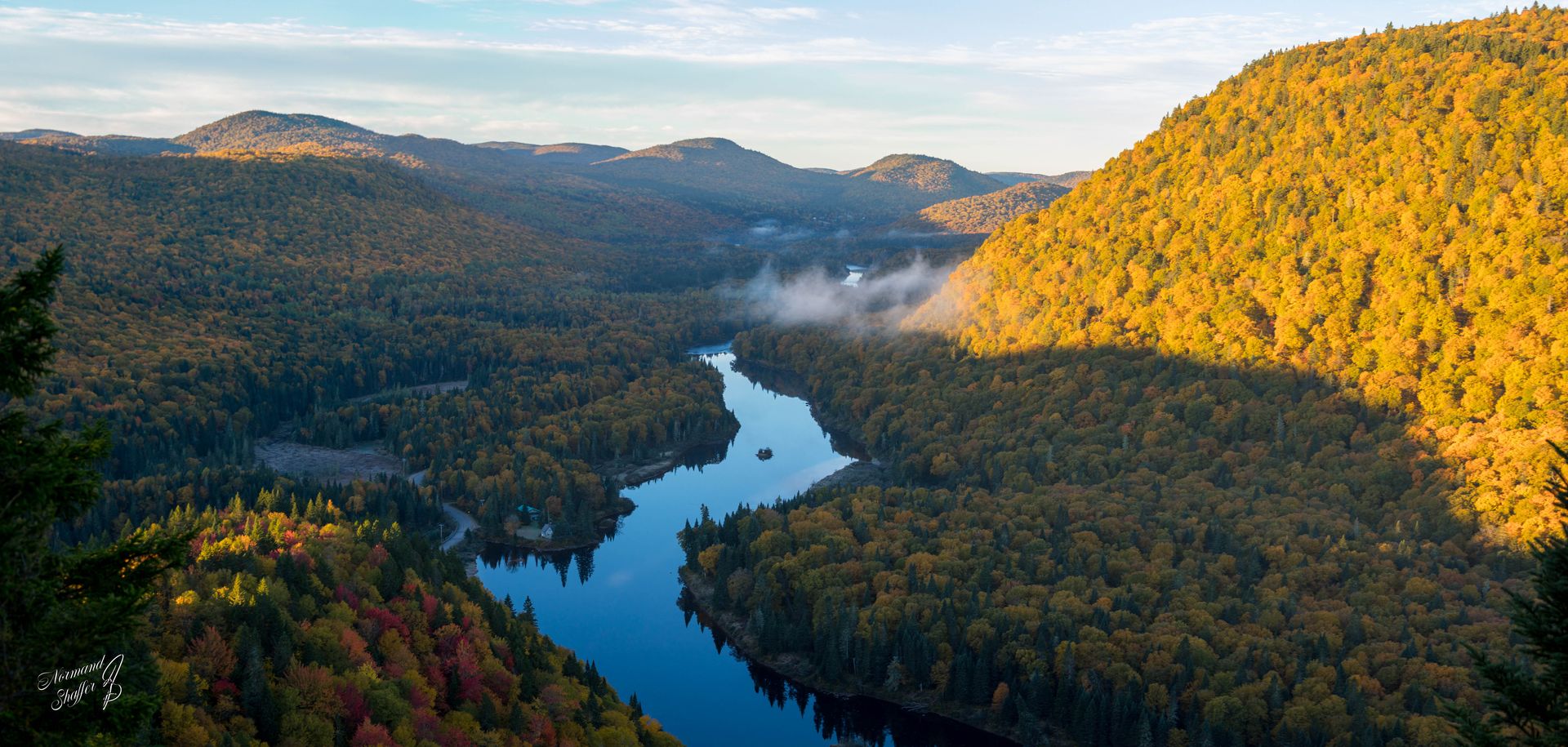 2018-10-05  07h25m30  (10532) Parc national de la Jacques-Cartier - Panorama